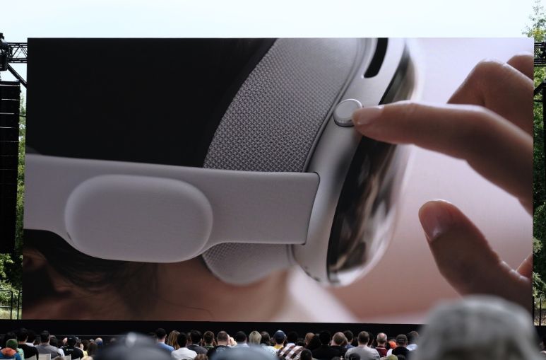 苹果VisionPro增强现实头显正式发布